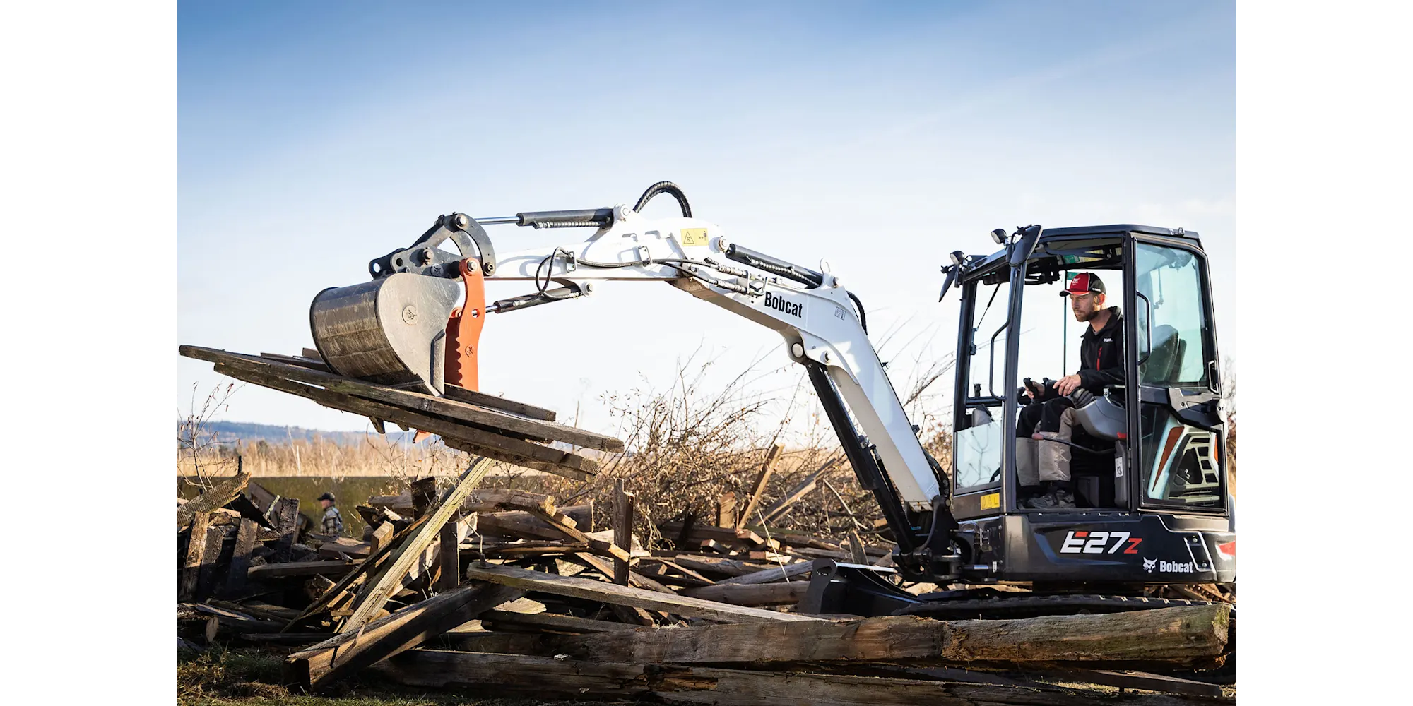 Bobcat gépi földmunka - földkiemelés