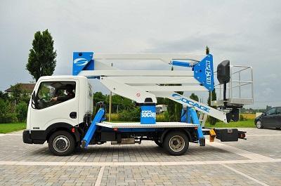 Emelőkosaras munka - 2